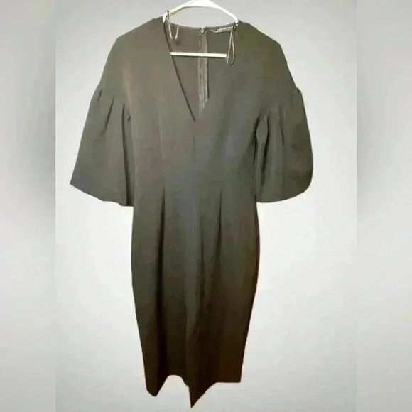 Zara Black Fitted Puff Sleeves Slit In Front Zip Back Dress Size Small 11/4 - Picture 2 of 6